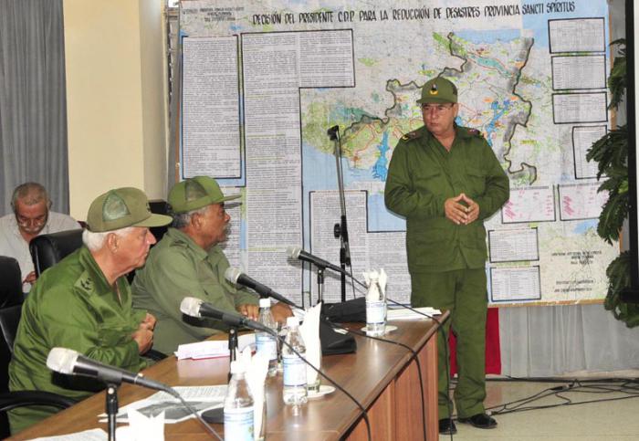 La preservación de las vidas humanas y la protección de los recursos económicos han estado en el centro de atención del Consejo de Defensa Provincial en Sancti Spíritus. 