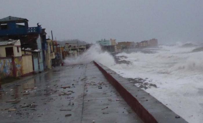 Oleaje y penetraciones del mar en Baracoa, Guantánamo. 