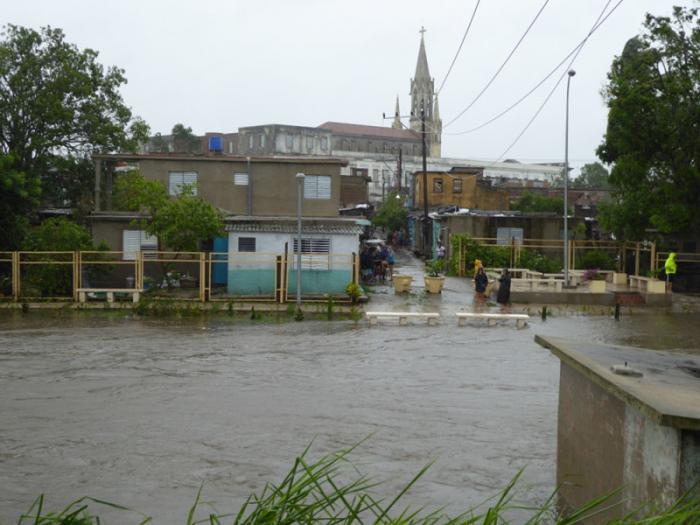 estragos de irma en camaguey