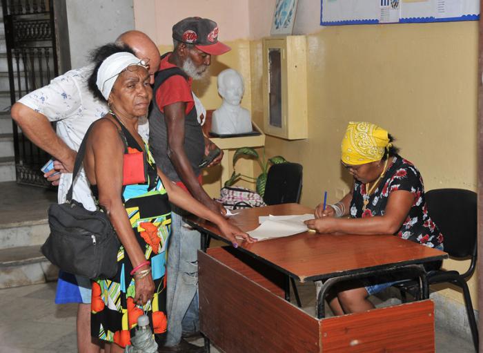 Pre universitario Geraldo Abreu Fontan centro de evacuación de familias por el huracán Irma