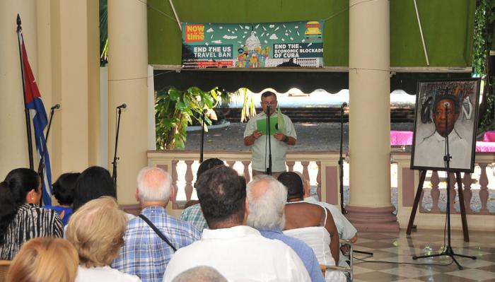 El presidente del ICAP, Fernando González Llort reconoció el legado solidario de la organización IFCO- Pastores por la Paz fundada por Lucios Walker.