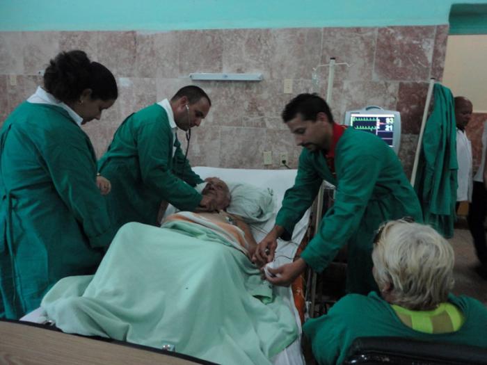 El servicio de terapia se mantuvo incluso hasta en los momentos más tensos. Foto: Arelys García