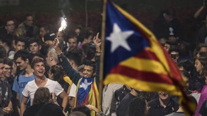 catalanes festejan resultado del referendum