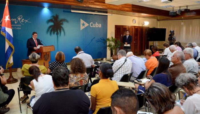 Conferencia de prensa de Bruno Rodríguez Parrilla Ministro del exterior de cuba tema expulsión de diplomáticos cubanos de la embajada cubano en EE.UU.