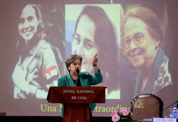 CEPA-56 Conferencia Regional sobre la Mujer Alica Barcena Secrtetaria Ejecutiva de la CEPACEPA-56 Conferencia Regional sobre la Mujer-Clausura