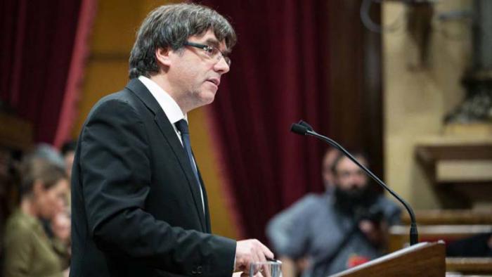 Puigdemont proclamó el martes la independencia de la región española, pero afirmó que sus efectos deben retrasarse. 