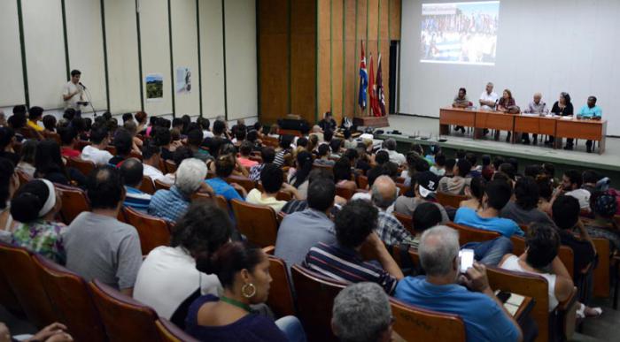 Audiciencia contra el bloqueo CUJAE