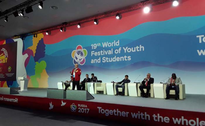 Panel sobre la Revolución Socialista de Octubre en el xix Festival Mundial de la Juventud y los Estudiantes. 