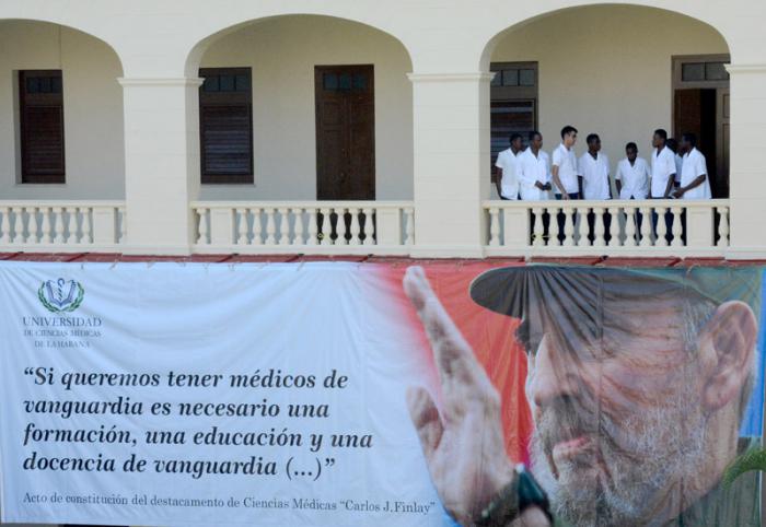 55 Aniversario de la Facultad de ciencias medias Girón 