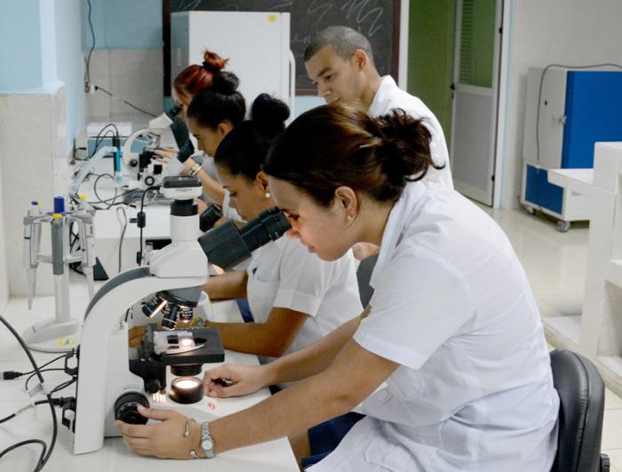 55 Aniversario de la Facultad de ciencias medicas Girón
