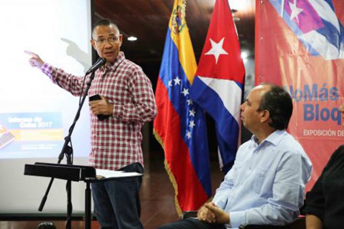 ministro para la Comunicación y la Información (Minci), Ernesto Villegas Foro-y-Exposicion-Bloqueo-A-Cuba