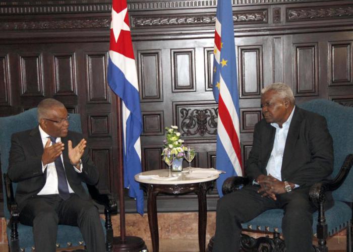Recibe Esteban Lazo, Presidente de la Asamblea Nacional del Poder Popular al Excmo. Sr. Jorge Pedro Mauricio dos Santos, presidente de la Asamblea Nacional de la República de Cabo Verde.