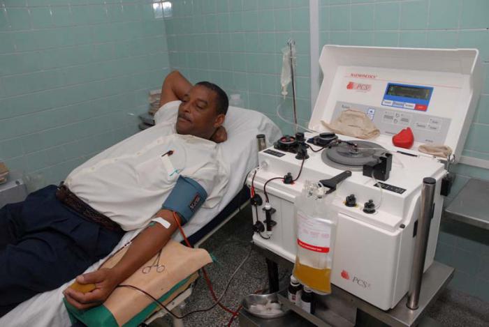 Banco de Cienfuegos destaca en producción de componentes sanguíneos. 