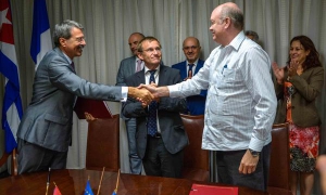 CUBA- LA HABANA-FIRMA DEL CONVENIO DE CREDITO ENTRE LA AGENCIA