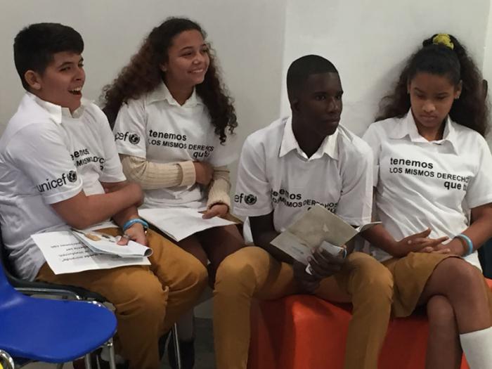 Niños discapacitados realizan actividad para concientizar sobre sus derechos