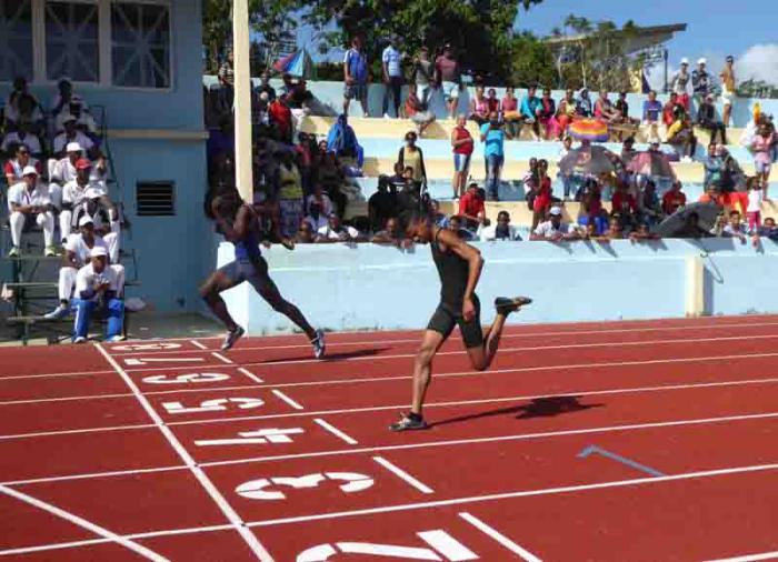 La jornada inaugural del complejo atlético estuvo animada por integrantes de la preselección nacional  y  
talentos de las categorías pioneril, escolar y juvenil. fotos del autor