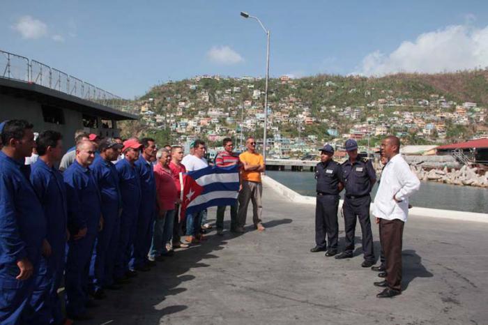 Ayuda solidaria de la Mayor de las Antillas a Dominica tras el paso del huracán María (2017).