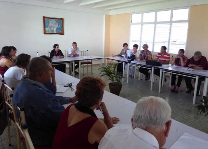 A través de conferencias, paneles y simposios, los participantes reflexionaron acerca de los retos que enfrenta la labor político-ideológica.