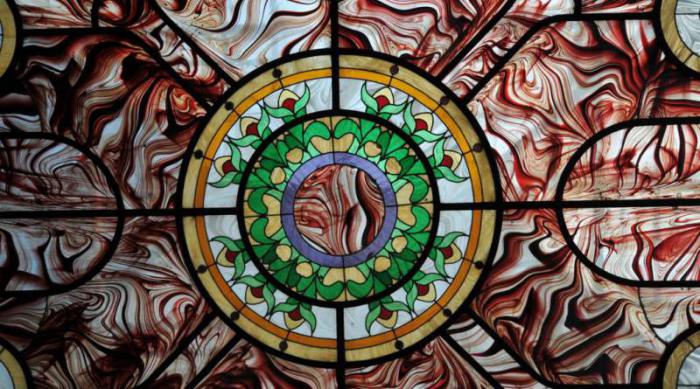 La maestría de Rosa María de la Terga en el arte del vitral fue exaltada en Fiart 2017. 