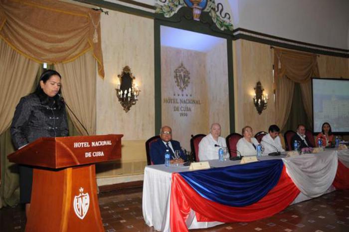 A-PRESIDE MICHELLE BACHELET FORO EMPRESARIAL CHILE-CUBA