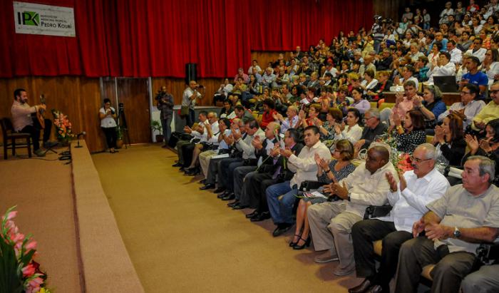 Acto central por el día de la Ciencia cubana en el sector de la salud, en el IPK, Instituto de Medicina Tropical Pedro Kourí.