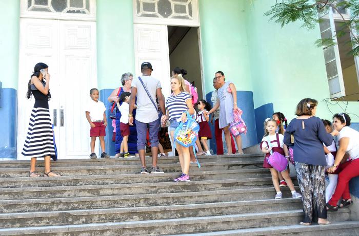 A pesar de haberse implementado una organización del proceso docente, no fue suficiente para impedir interpretaciones erradas de algunos docentes.