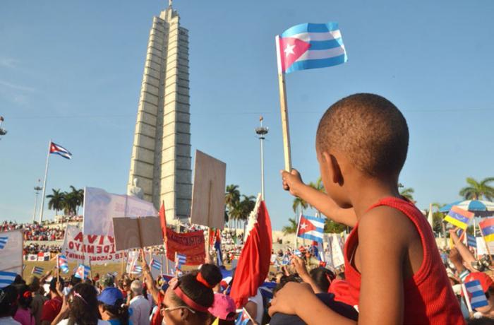 En la concepción revolucionaria de Fidel no se podría construir un proyecto transformador de país sin contar con el pueblo. foto: yander zamora