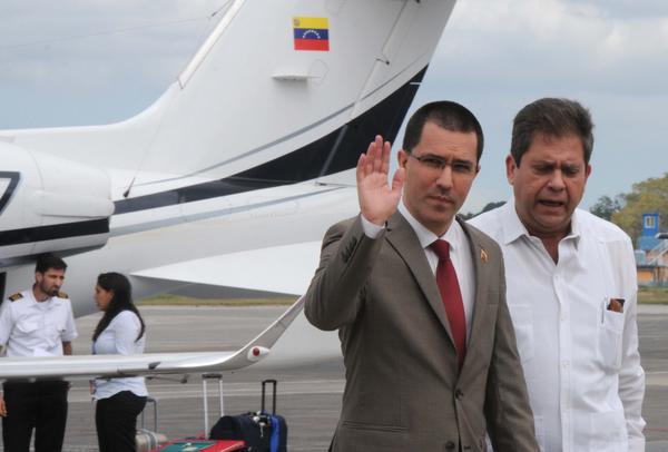 Llegó a Cuba Jorge Arreaza, canciller de Venezuela en visita de trabajo.