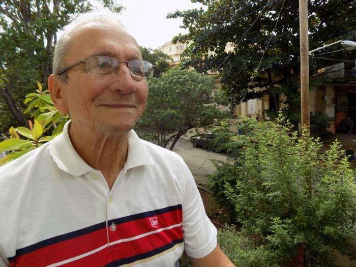 Lázaro Vázquez es un militar retirado de las Fuerzas Armadas Revolucionarias. 