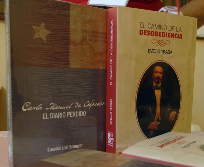 27 Feria Internacional del Libro de la Habana, Cuba 2018, La Cabaña, Sala Nicolás Guillén, Presentación de los LIbros ¨El Camino de la Desobediencia¨ de Evelio Traba y ¨Carlos Manuel de Cespedes El Diario Perdido¨ del Historiador Eusebio Leal Spengler