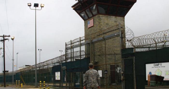 En la foto, uno de los perímetros de la ilegal Base Naval de Estados Unidos en la provincia cubana de Guantánamo.
