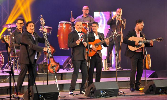 Momento Cultural, durante la Gala del Aniversario 60 de la Emisora Nacional Radio Rebelde, en la Sala Avellaneda del Teatro Nacional, en Plaza