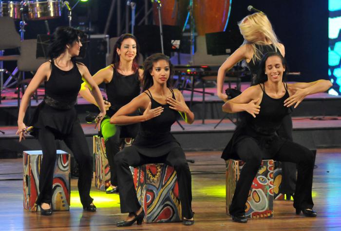 Momento Cultural, durante la Gala del Aniversario 60 de la Emisora Nacional Radio Rebelde, en la Sala Avellaneda del Teatro Nacional, en Plaza