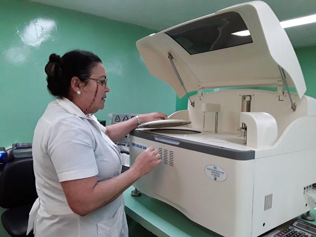 El equipamiento en el Instituto Nacional de Endocrinología responde a las necesidades de diagnósticos certeros dentro de la especialidad médica.