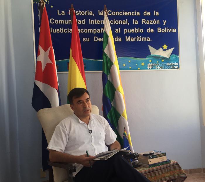 El embajador de Bolivia en Cuba en entrevista