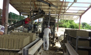 Bloques, Materiales de construcción 