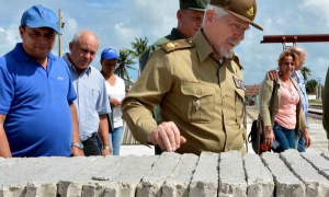 Aboga Ramiro Valdés por aplicación de medidas eficientes en sector de la constru