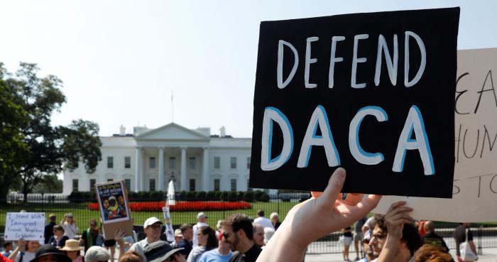 Cientos de miles de personas han salido a protestar en Estados Unidos contra el cierre de daca. foto: quartz
