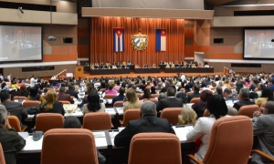 Clausura de la 9na Legislatura de la ANPP presidida por General de Ejército Raúl Castro Ruz. Discursos de Raúl y de Miguel Díaz-Canel Bermúdez, Presidente de los Consejos de Estado y de Ministros.