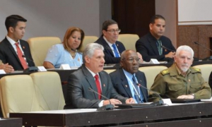 Clausura de la 9na Legislatura de la ANPP presidida por General de Ejército Raúl Castro Ruz. Discursos de Raúl y de Miguel Díaz-Canel Bermúdez, Presidente de los Consejos de Estado y de Ministros.