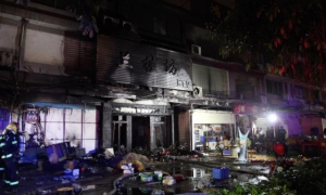DETIENEN EN CHINA A SOSPECHOSO DE INCENDIO EN KARAOKE QUE DEJÓ 18 MUERTOS