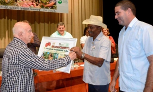 Machado reconoció a los agricultores más destacados