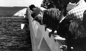 Fidel, en una de sus visitas al pedraplén