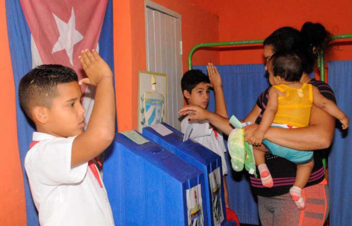 La amplia y decisiva participación del pueblo es un principio del sistema electoral cubano. 