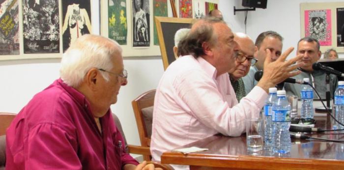 Presentación del libro Cien horas con Fidel, en la Uneac.i Al centro, Ignacio Ramonet. Foto: rubén infante