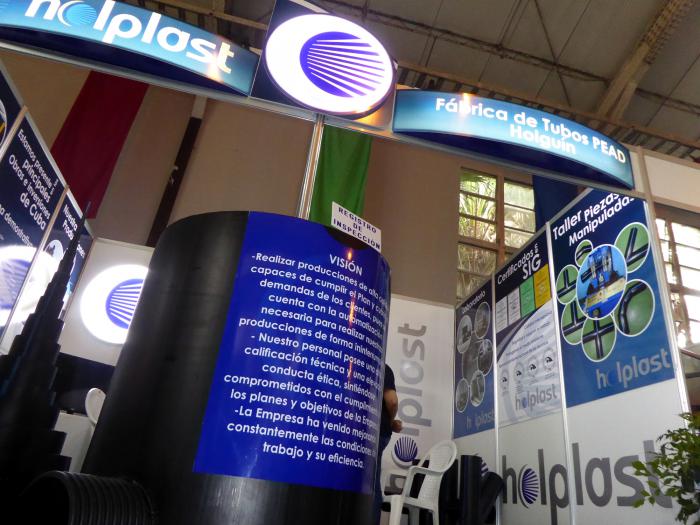 En el stand de HOLPLAST  está disponible todo lo que  se desea saber sobre esa empresa productora de tubos