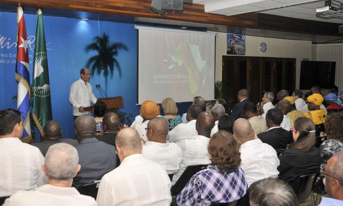 Acto por el Dia de Africa con las palabras de Rogelio Sierra Diaz viceministro de Relaciones Exteriores