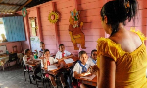 EDUCACIÓN
