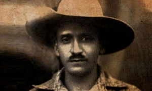 Honran a Farabundo Martí en El Salvador