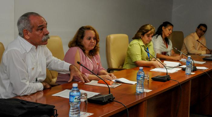 Primera sesiòn extraordinaria y preparaciòn de las comisiones permanentes de la ANPP en su IX legislatura, Comision Salud y Deportes, Preside, Jorge González Pérez. Popi. Presidente de la Comisiòn de Salud y Deporte de la ANPP